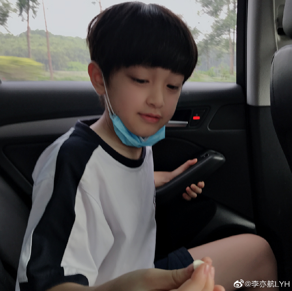 925094cfgy1gexj3n1yimj21sg1sc7wk.jpg 925094cfgy1gexj3n1yimj21sg1sc7wk.jpg