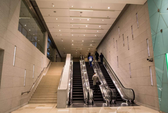 escalator.png