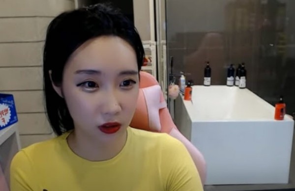 lee_05.jpg lee_05.jpg