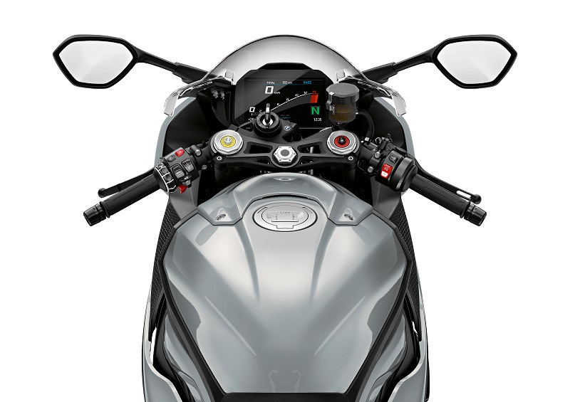 12-The-New-BMW-S-1000-RR-in-Hockenheim-Silver-Metallic.jpg