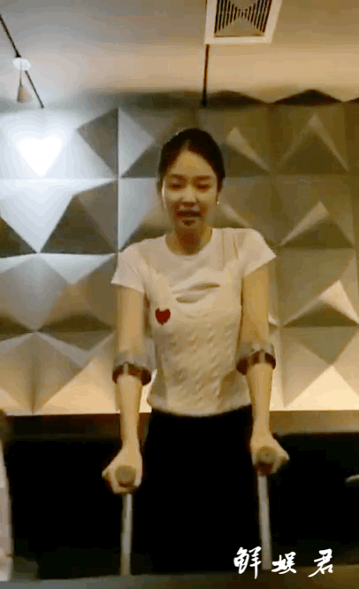 5af8019dgy1gemzc63y62g20ba0ih1l2-(1).gif 5af8019dgy1gemzc63y62g20ba0ih1l2-(1).gif