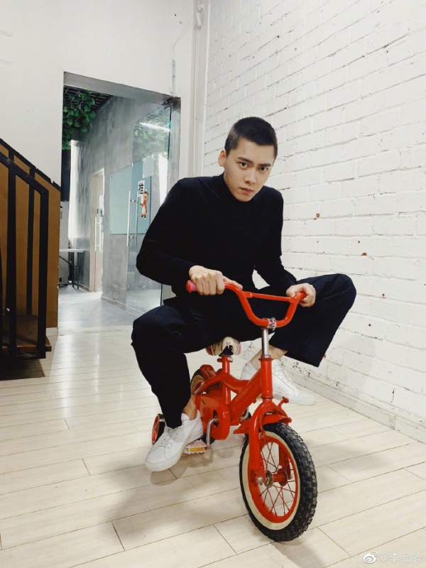 lee_02.jpg lee_02.jpg