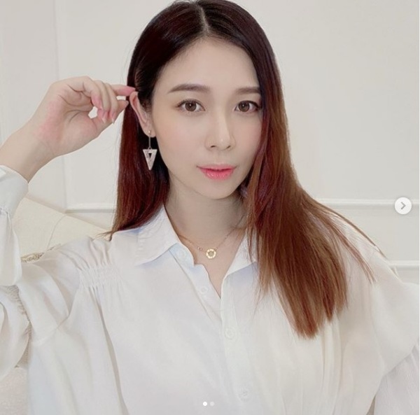 yang_01.jpg yang_01.jpg