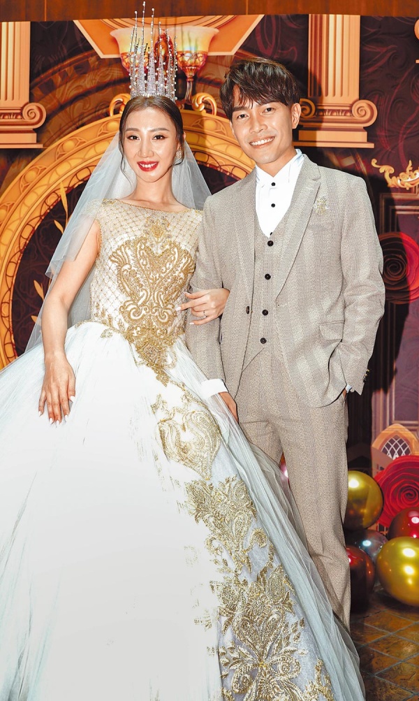 BE0200_P_01_02.jpg BE0200_P_01_02.jpg