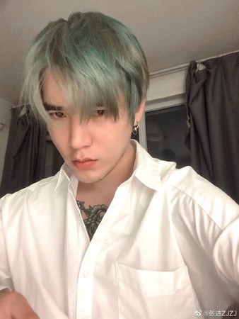 d4884713.jpg d4884713.jpg