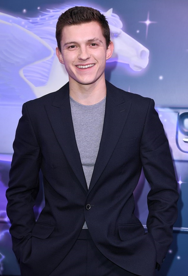 tom_02.jpg tom_02.jpg