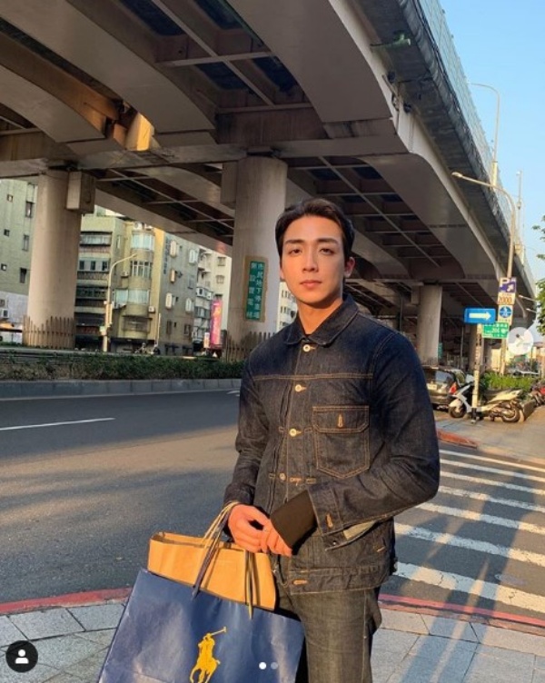 teacher_10.jpg teacher_10.jpg