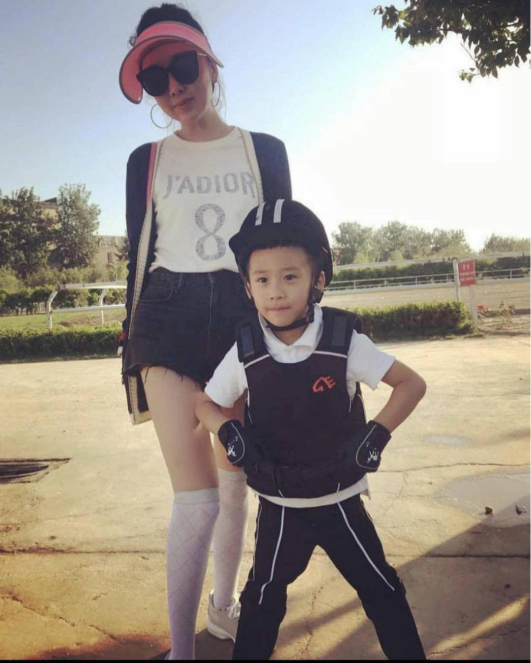 cd206fee31604492b203a23584f78509.png cd206fee31604492b203a23584f78509.png