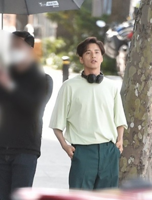 bin_05.jpg bin_05.jpg