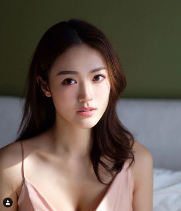 zhang_01.jpg zhang_01.jpg