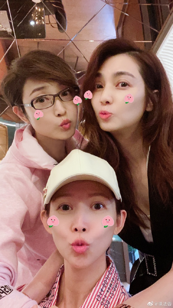 hk_05.jpg hk_05.jpg