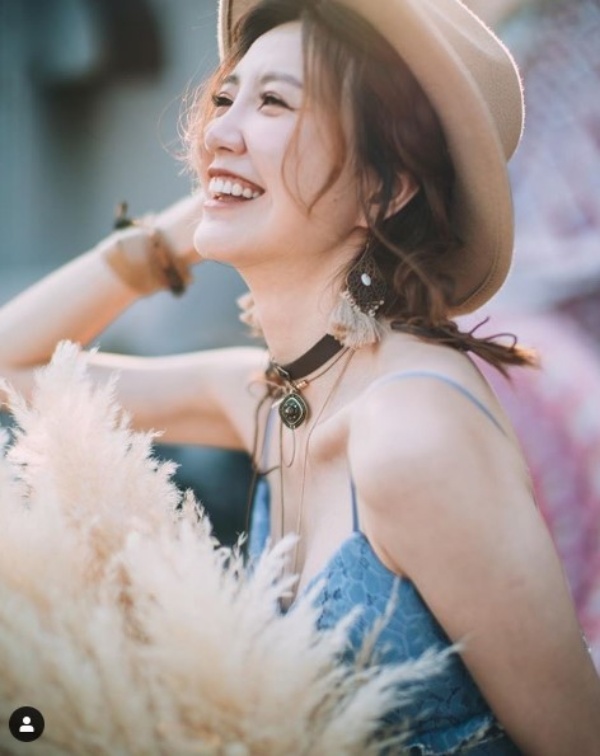 jinny_02.jpg jinny_02.jpg