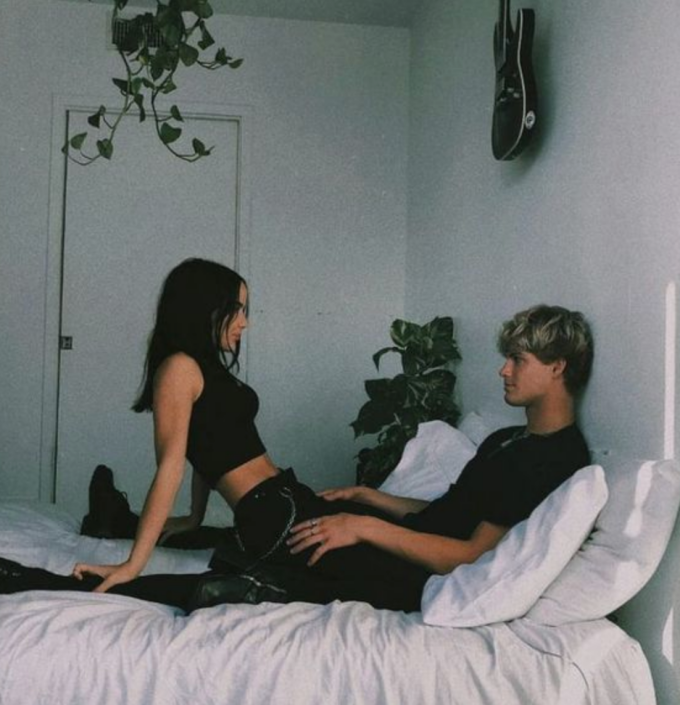 women-thinking.png women-thinking.png