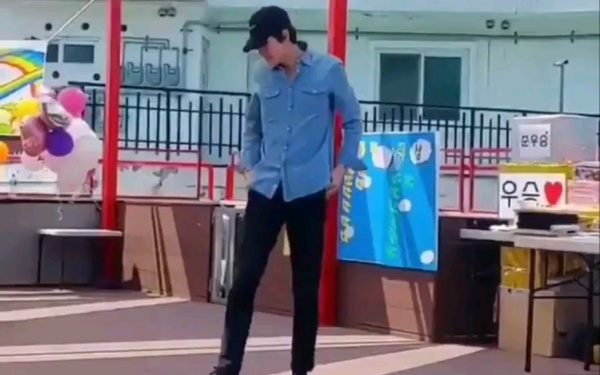 exo_02.jpg