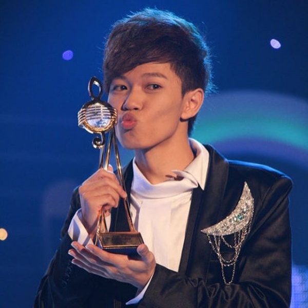 zhanghepingxinge_01.jpg zhanghepingxinge_01.jpg