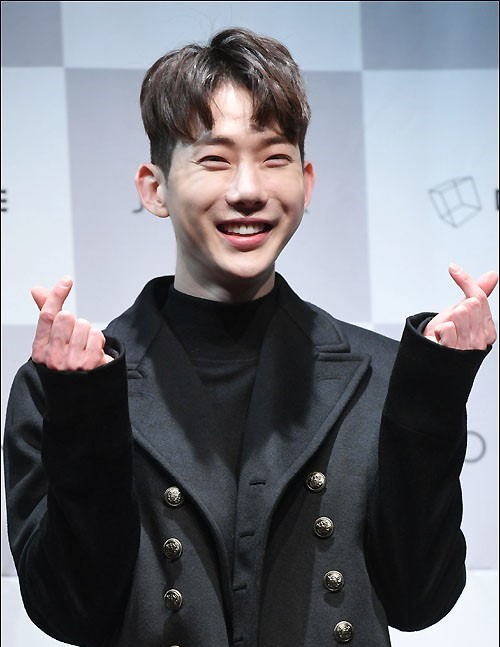 zhaoquan3.jpg zhaoquan3.jpg