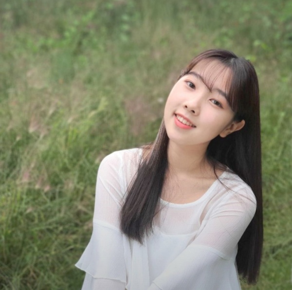 xiayan_02.jpg xiayan_02.jpg