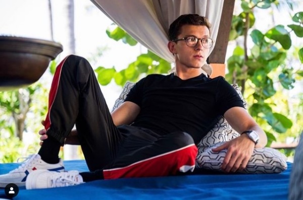 tomholland_02.jpg tomholland_02.jpg
