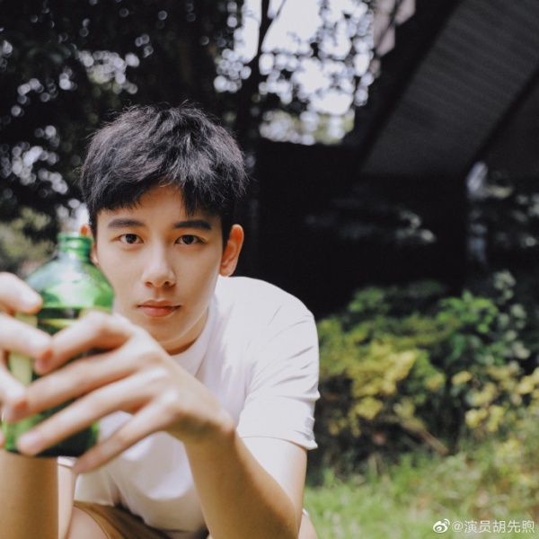 huxianxu_01.jpg huxianxu_01.jpg