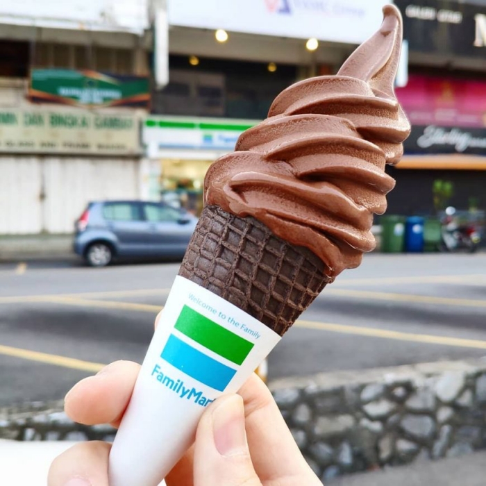 familymart-belgian-dark-chocolate-1.jpg familymart-belgian-dark-chocolate-1.jpg