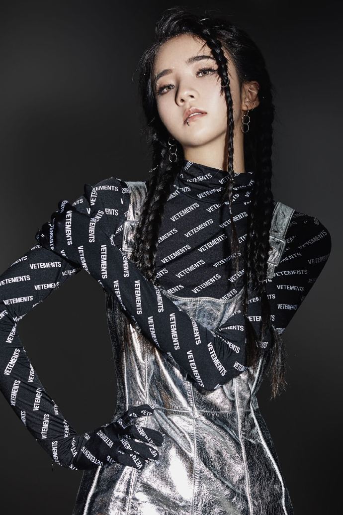 007ZtHvggy1gimjdoh8eij30u0190103.jpg 007ZtHvggy1gimjdoh8eij30u0190103.jpg