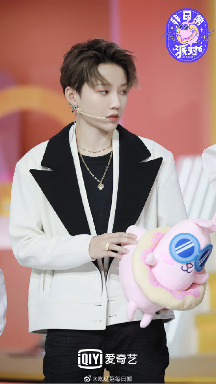 006pz9M8ly1gidfl0bt7yj30u01hcgsv.jpg 006pz9M8ly1gidfl0bt7yj30u01hcgsv.jpg