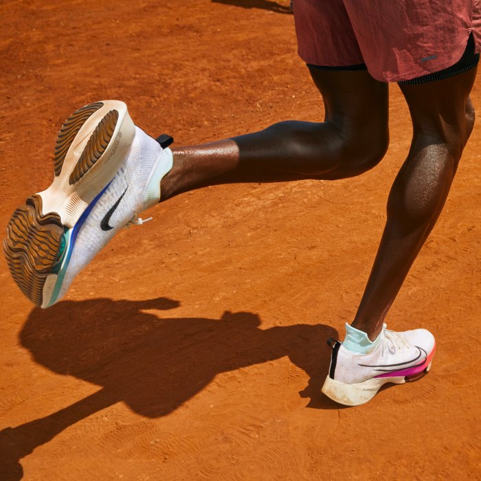 FA20_RN_Fast_Tempo_Next_On_Body_Geoffrey_KW_0400_original.jpg FA20_RN_Fast_Tempo_Next_On_Body_Geoffrey_KW_0400_original.jpg