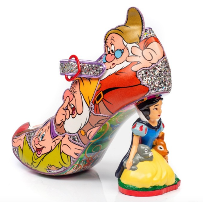 snowwhiteheels.png snowwhiteheels.png