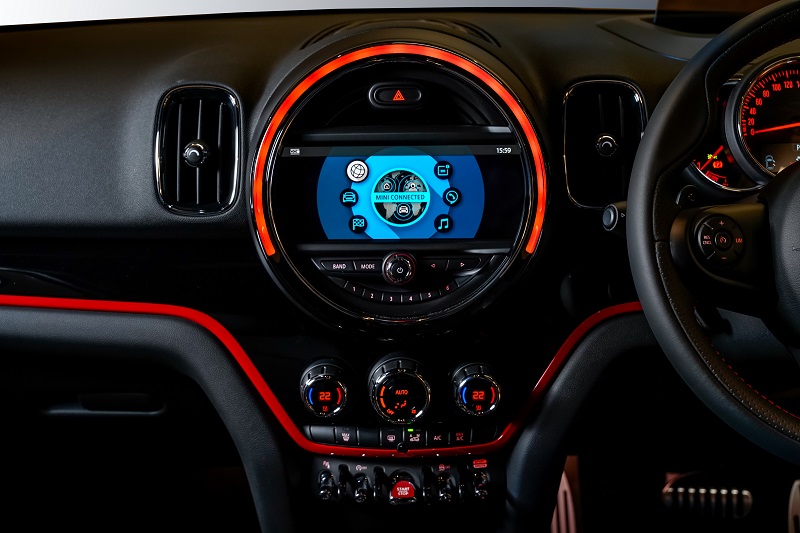 MINI-Malaysia-Introduces-Two-New-MINI-Cooper-S-Countryman-Sports-Variants-(15).jpg