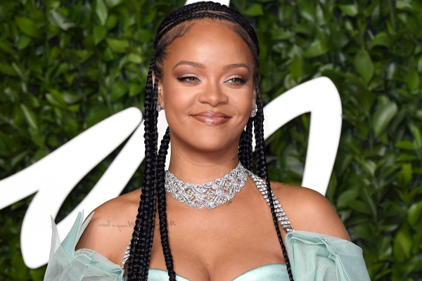 rihanna_02.jpg rihanna_02.jpg