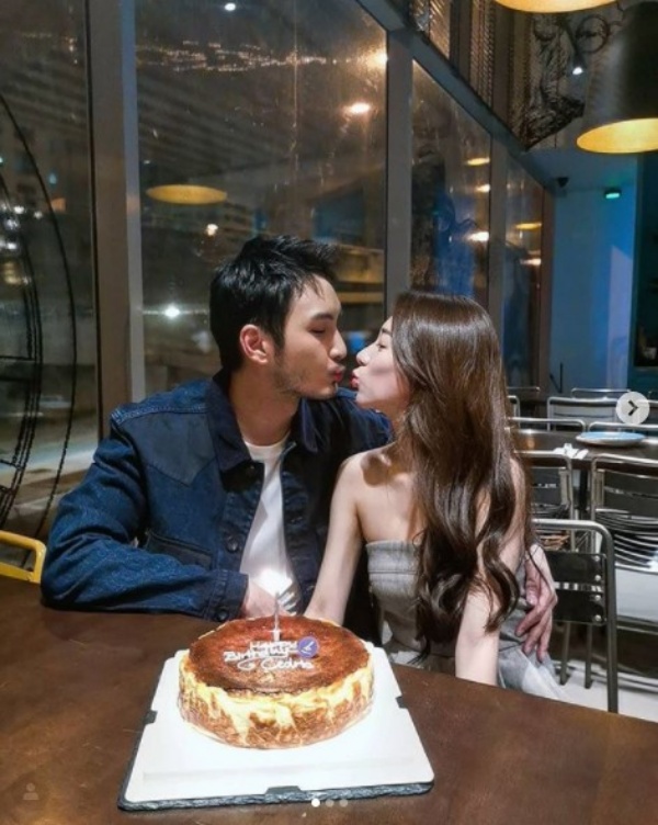 gf_04.jpg gf_04.jpg