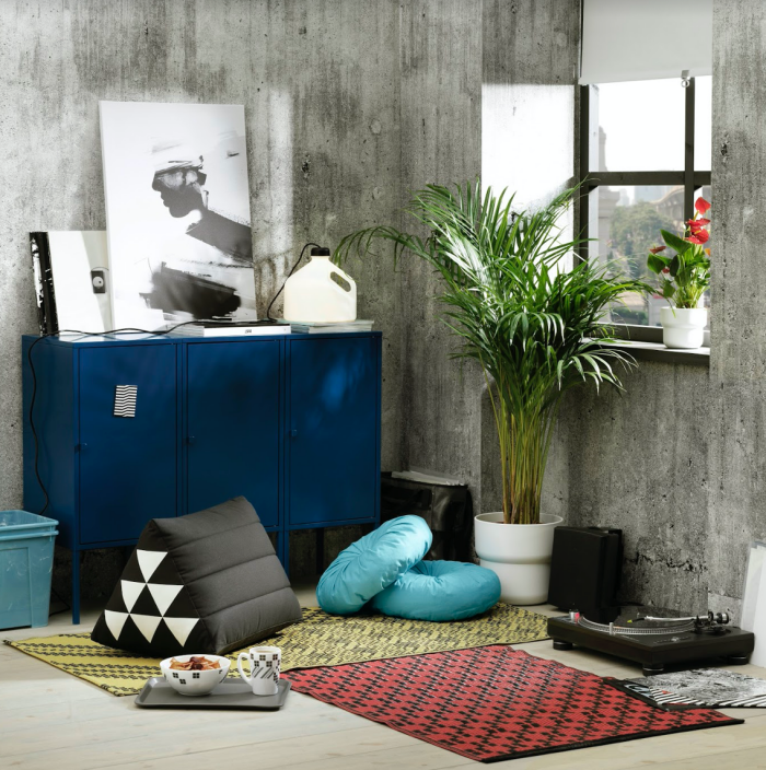 greyhound-ikea.png greyhound-ikea.png