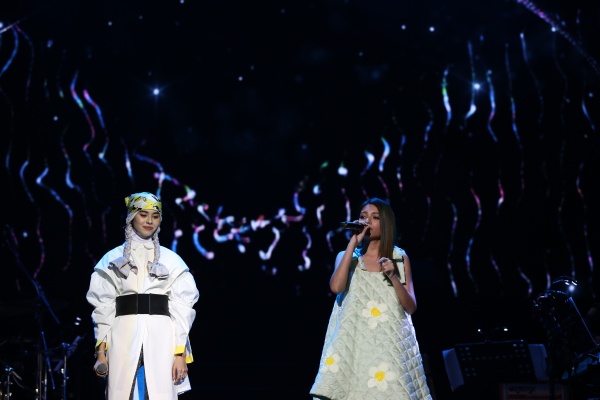 concert_02.JPG concert_02.JPG