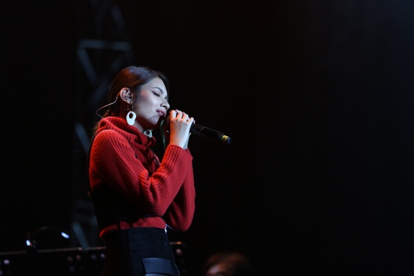concert_04.JPG concert_04.JPG