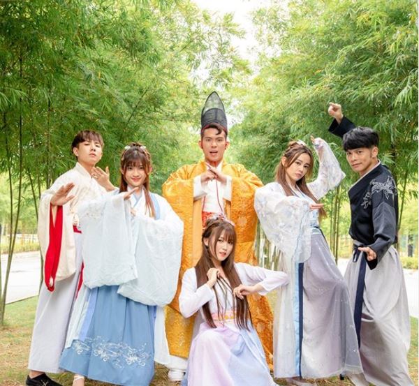 HAN-XIAO-AI-3.JPG HAN-XIAO-AI-3.JPG