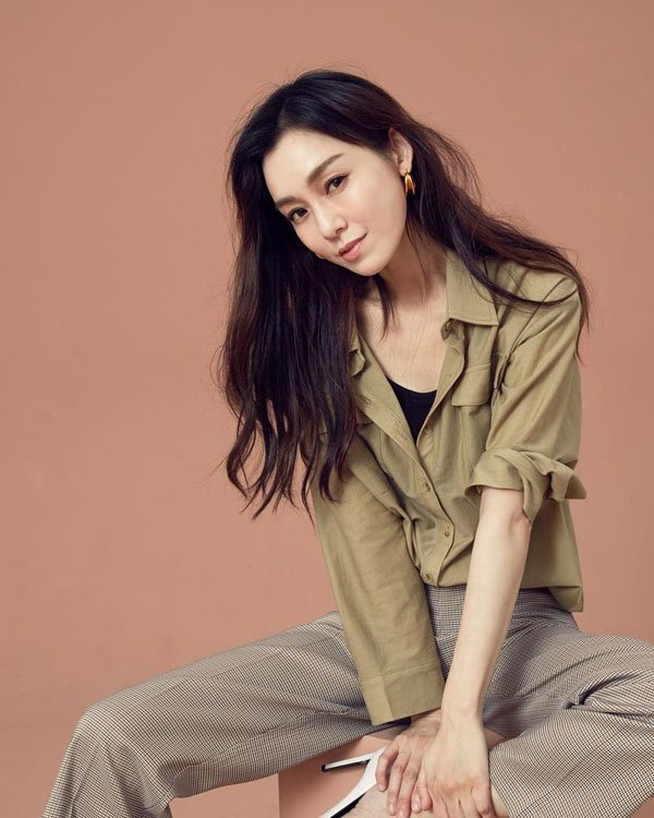 20190510CMKfb53b-EN0509LSY09-Christine-Fan-Fake-Education-Level.jpg 20190510CMKfb53b-EN0509LSY09-Christine-Fan-Fake-Education-Level.jpg