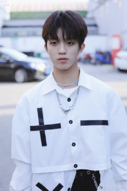 006yvfS1gy1gj1zadioqbj30u0190wyr.jpg 006yvfS1gy1gj1zadioqbj30u0190wyr.jpg