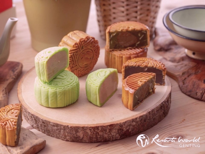 genting-resort-mooncake-2020-2.jpg