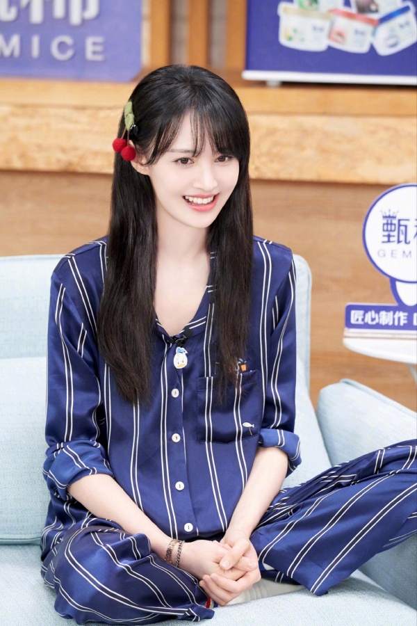 zhengshuang_2.jpg zhengshuang_2.jpg