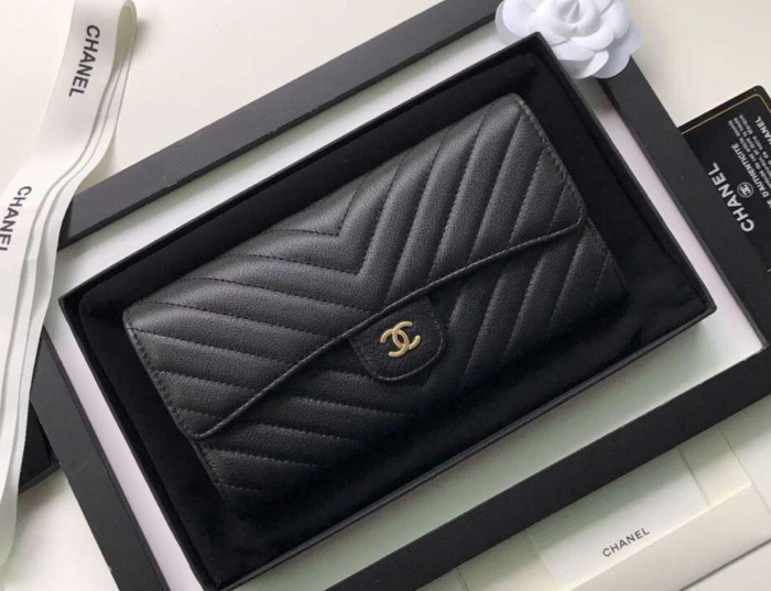 chanel-wallet.png