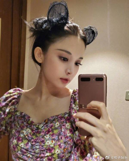 8825118fly1gj2r21w97nj20go0kqmz6.jpg 8825118fly1gj2r21w97nj20go0kqmz6.jpg