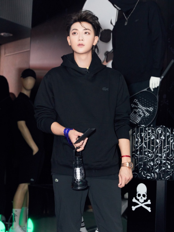 tao_01.jpg tao_01.jpg