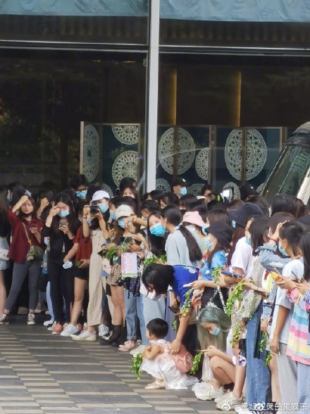 0023HfKBly1givsh1do5uj60u0140n4902.jpg 0023HfKBly1givsh1do5uj60u0140n4902.jpg