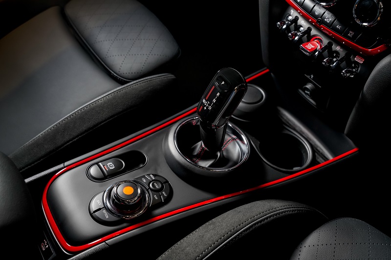MINI-Malaysia-Introduces-Two-New-MINI-Cooper-S-Countryman-Sports-Variants-(1).jpg