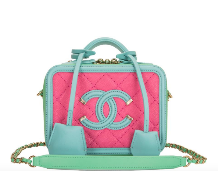 chanel-vanity-case-hannah.png chanel-vanity-case-hannah.png