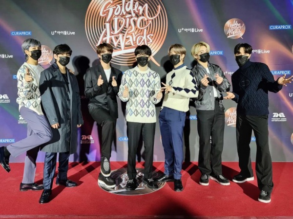suga1.jpeg suga1.jpeg