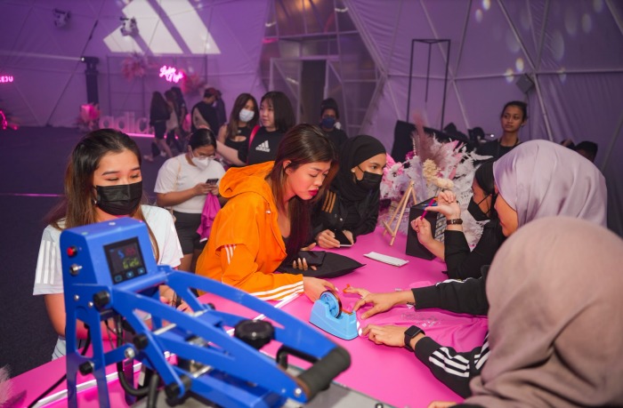 Adidas adiClub 女士之夜活动客制T恤