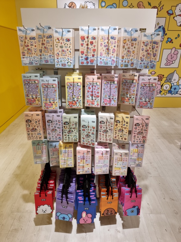 BT21 Paperbag