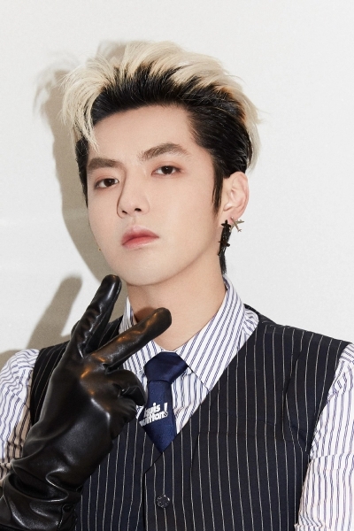 吴亦凡“吴签”真正尺寸曝光