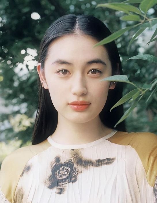 八木莉可子